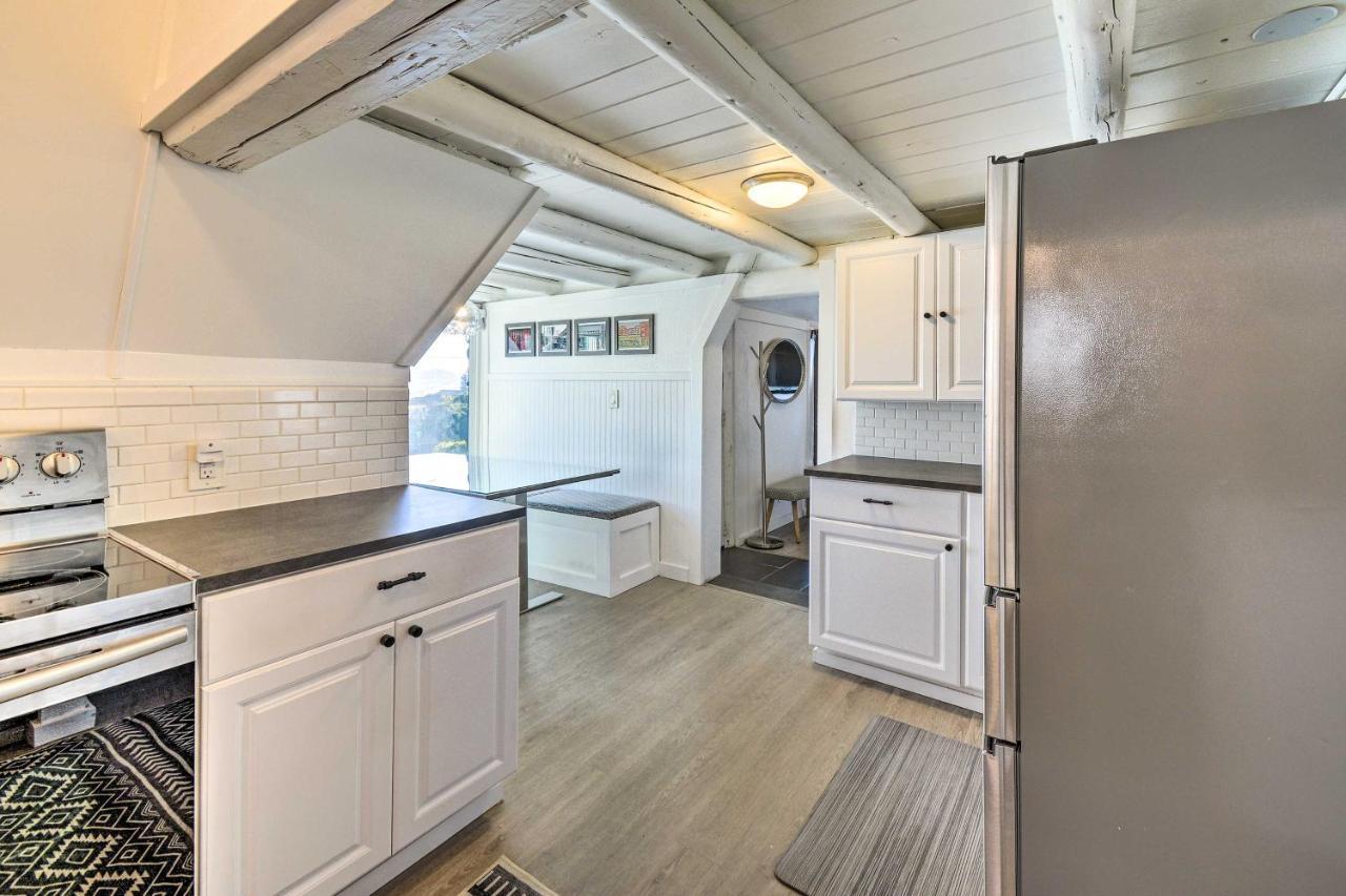 Puget Sound Cabin With Hot Tub And Water Views! Bremerton Dış mekan fotoğraf